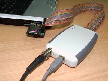 連續(xù)SD/SDIO總線(xiàn)采樣，SD總線(xiàn)詳細(xì)說(shuō)明，SDIO總線(xiàn)詳細(xì)說(shuō)明，SD/SDHC/SDIO 1-位 & 4-位 模式支持， 多媒體支持。實(shí)時(shí)SD/SDIO總線(xiàn)跟蹤。
