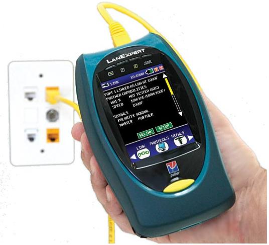 彩色觸摸屏界面，易于進行設(shè)置和使用 ,支持10/100/1000Mb以太網(wǎng)系統(tǒng) 
監(jiān)測網(wǎng)絡(luò)流量、分析網(wǎng)絡(luò)協(xié)議、端口使用，和網(wǎng)絡(luò)利用率統(tǒng)計 